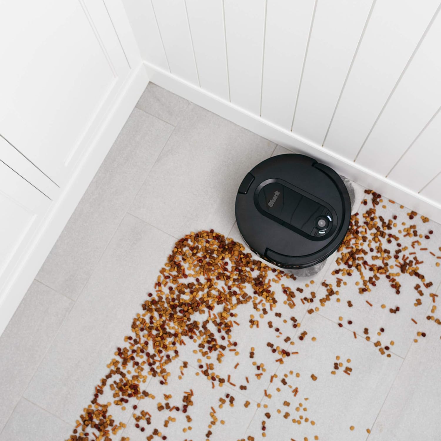 Black Wi-Fi Connected Robot Vacuum P452