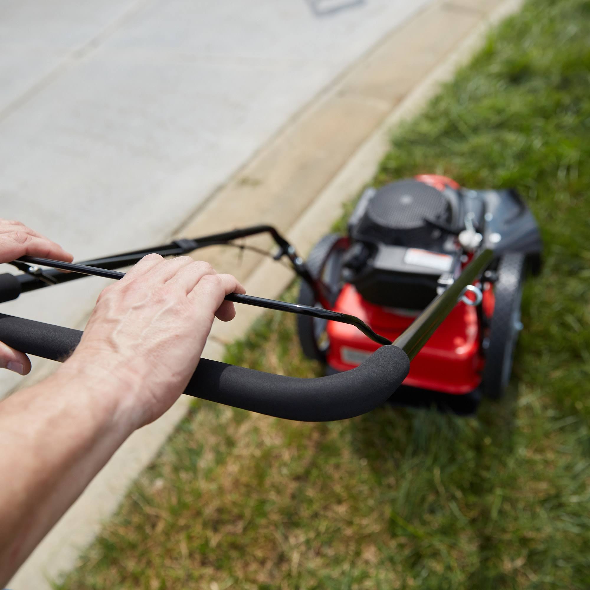 Red 22-in String Trimmer Mower I884996