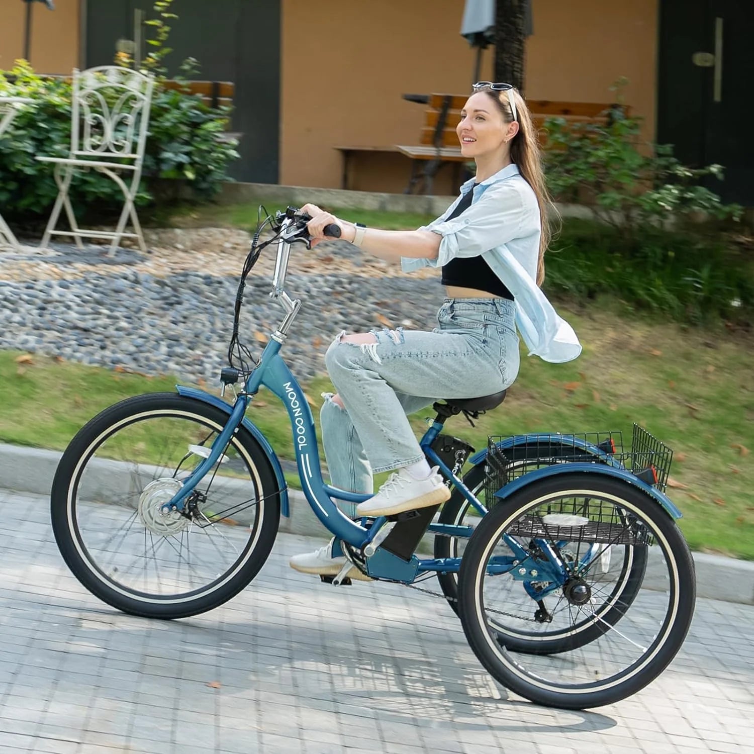 24 26 3 Wheel Electric Tricycle 350W 36V 7 Speeds with Large Basket U9720
