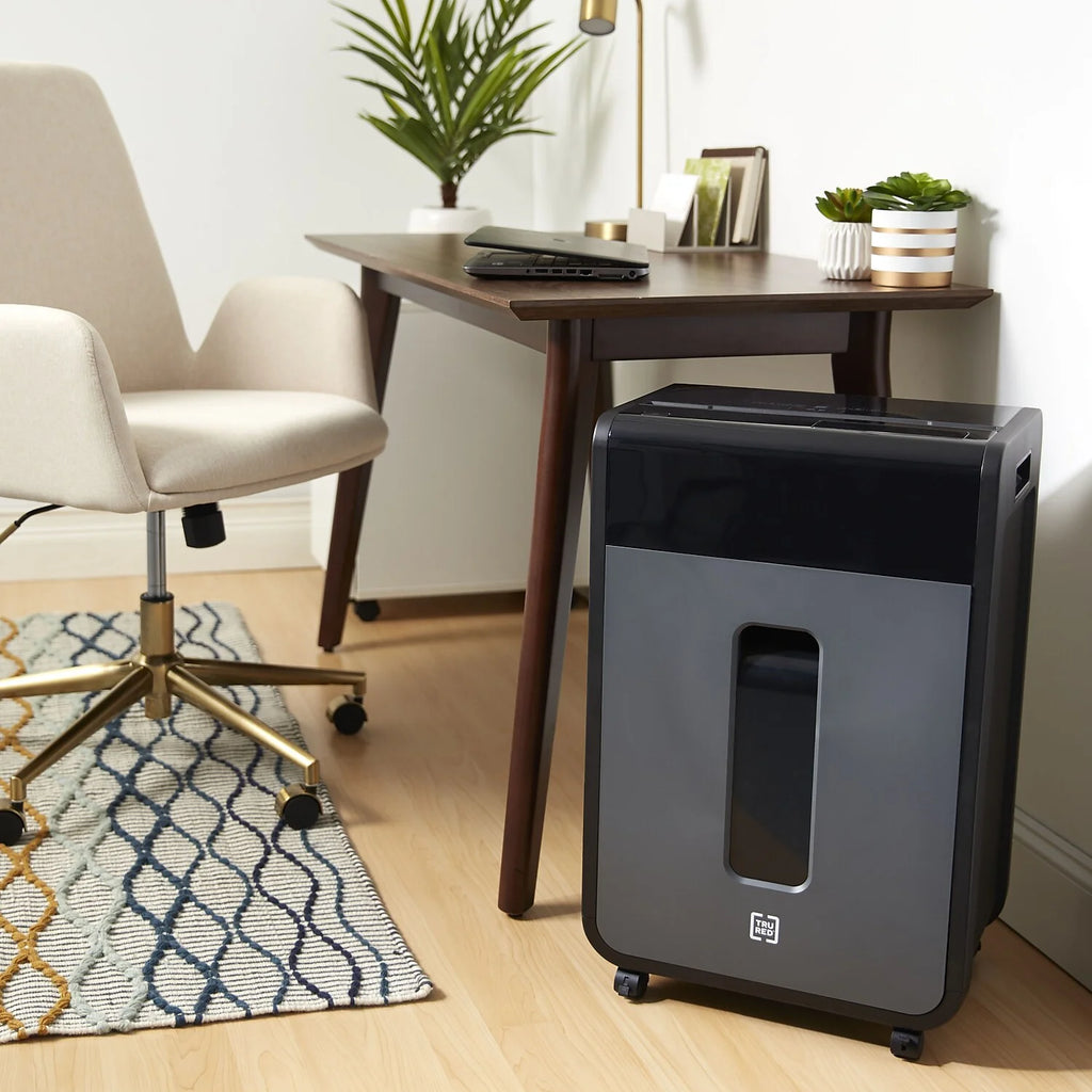24-Sheet Cross-Cut Commercial Shredder M8862