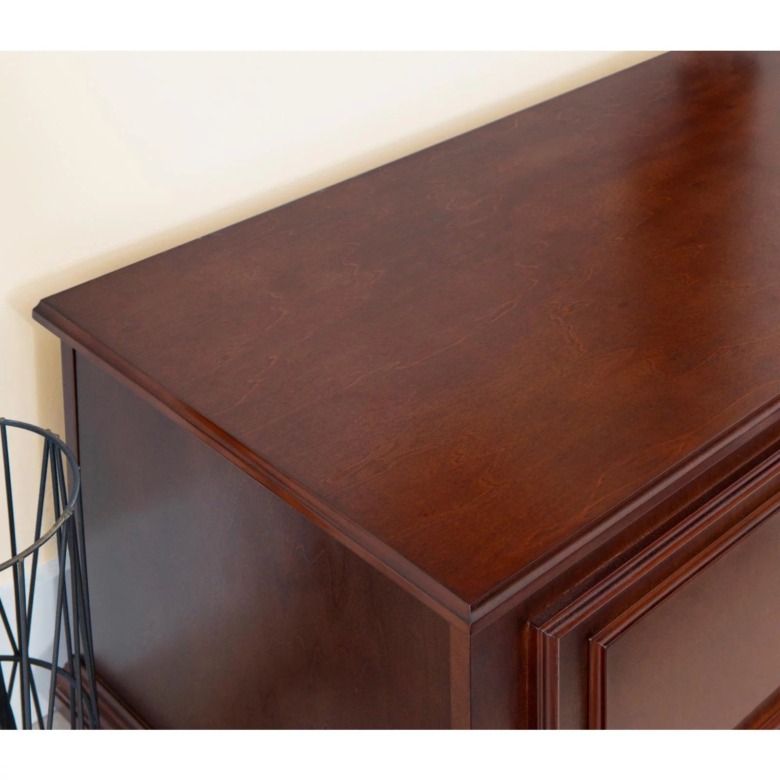 Traditional Cedar Storage Chest, Rich Cherry Finish S772855