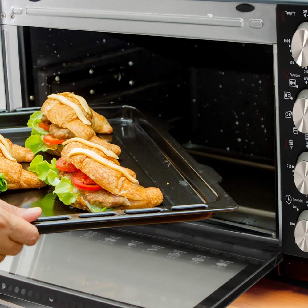 30 Quart Convection Oven with Rotisserie C676328