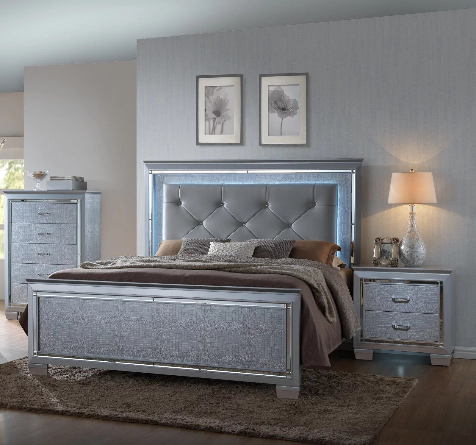 3pc Queen Size LED Upholstered Wood Bedroom Furniture Set A339447