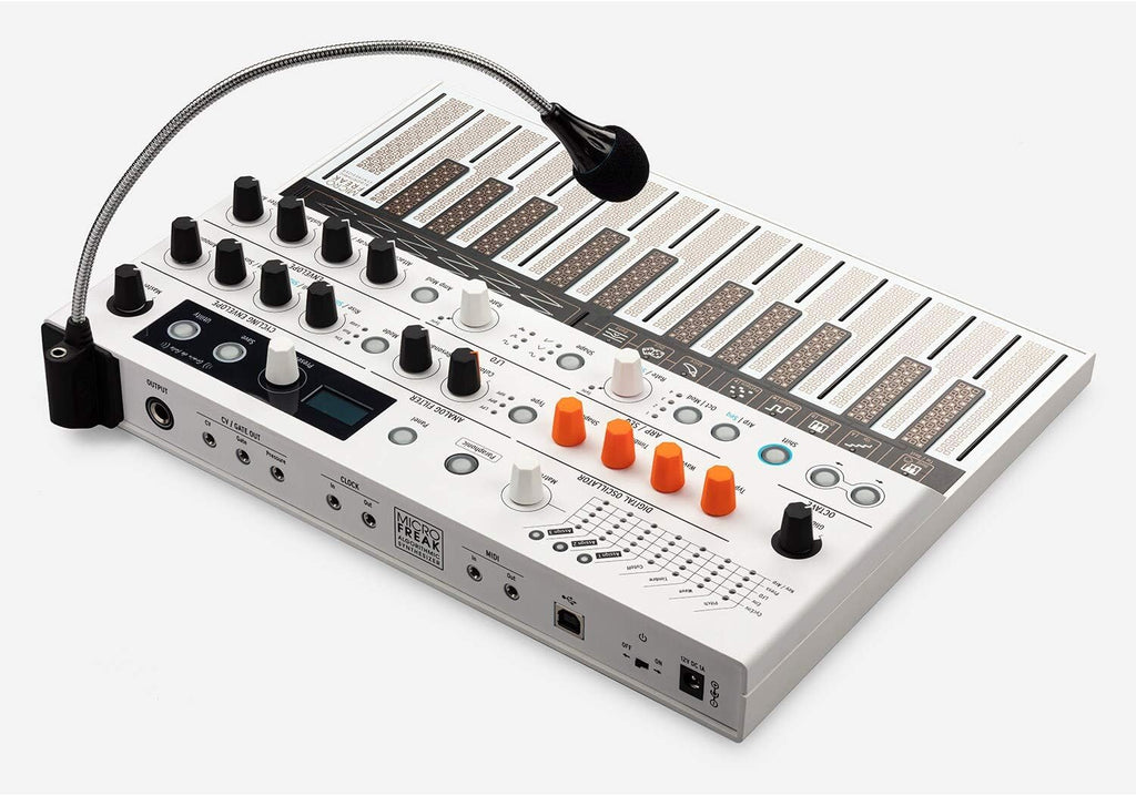 Hybrid Synthesizer Y882780