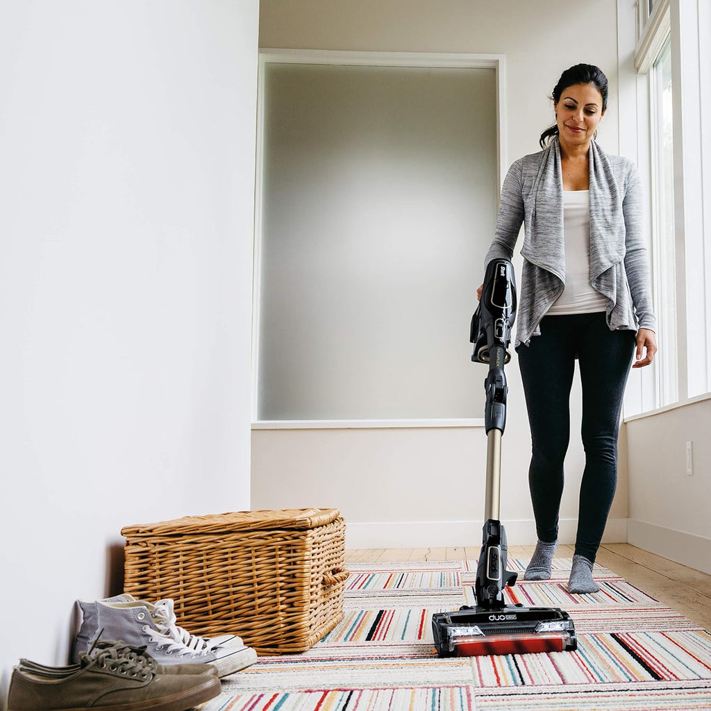 Lightweight Cordless Stick Vacuum with Removable Batteries G75072