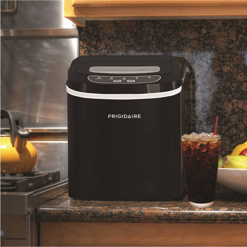 26lb. Portable Countertop Ice Maker, Black M349798