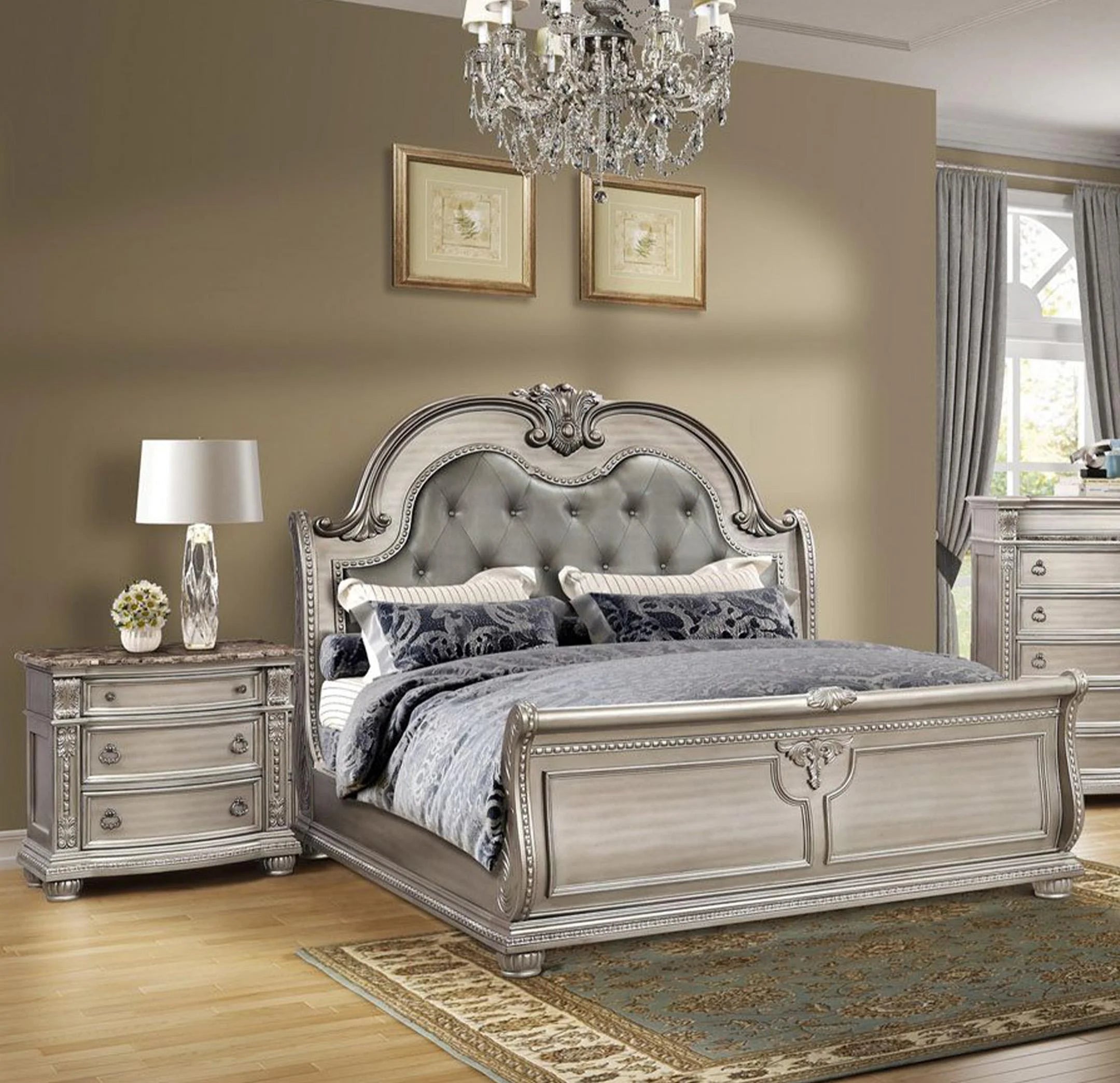 Antique Platinum Sleigh Queen Bedroom Set 5P Z322803