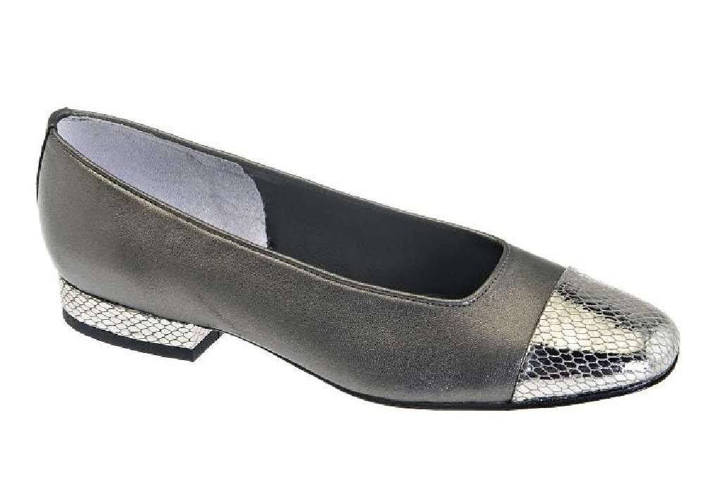 Pewter Squama Shoes O74958