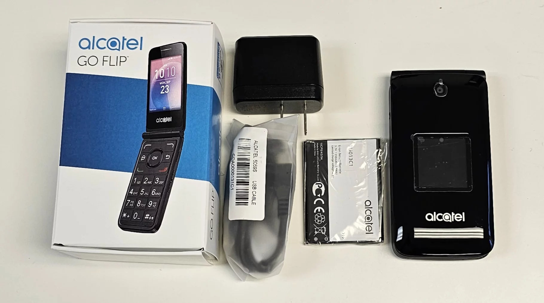 Black 4G LTE Unlocked Flip Phone G344