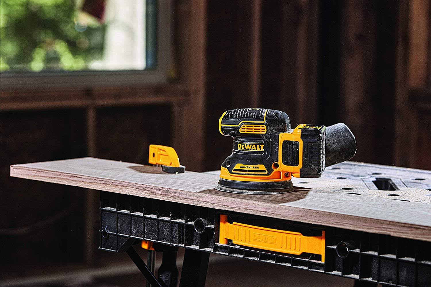 20V Max Orbital Sander B96293