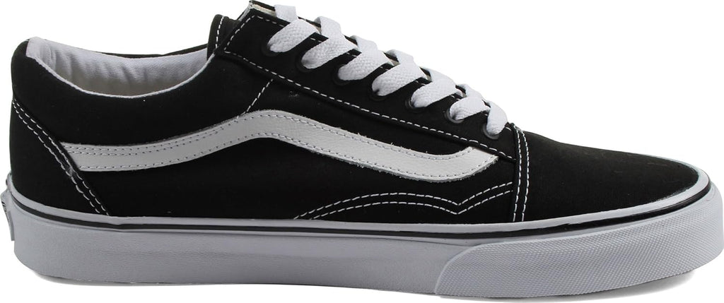 Black/White Suede Skate Shoes V577