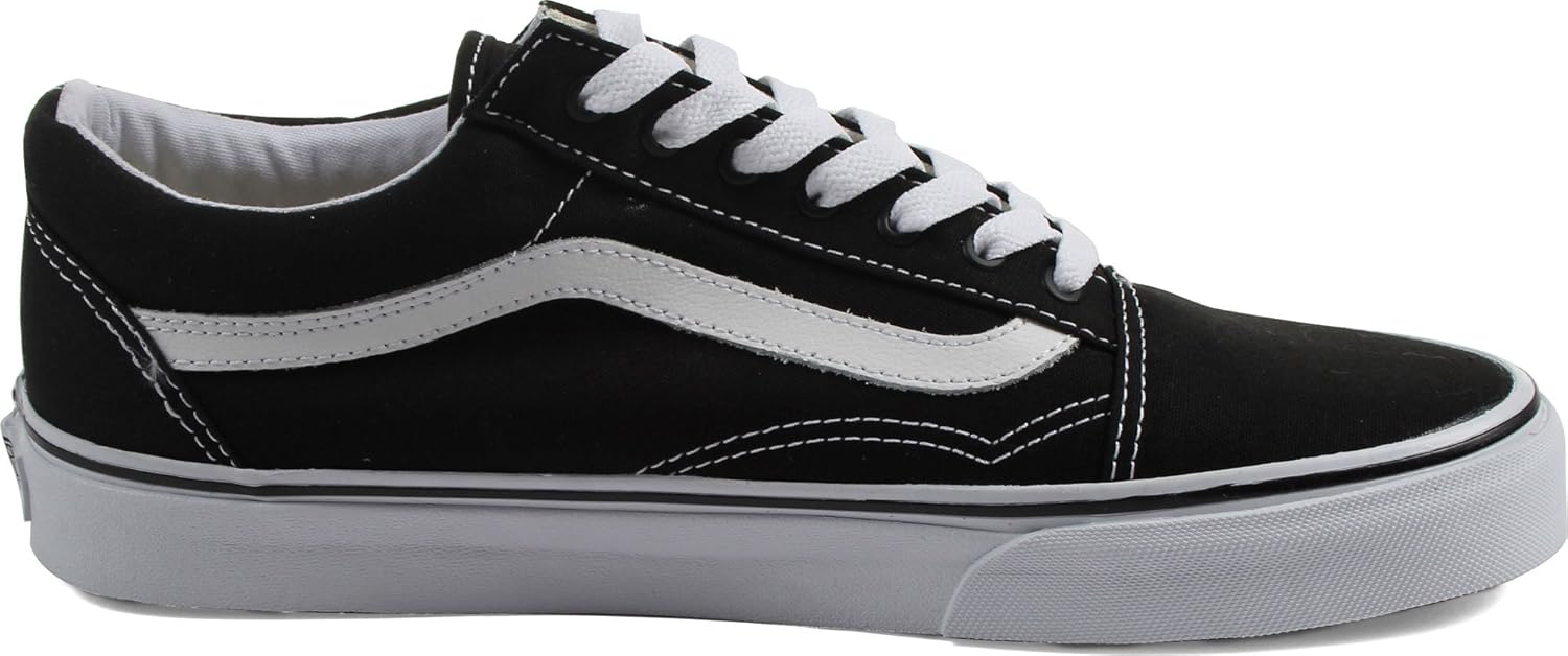 Black/White Suede Skate Shoes V577